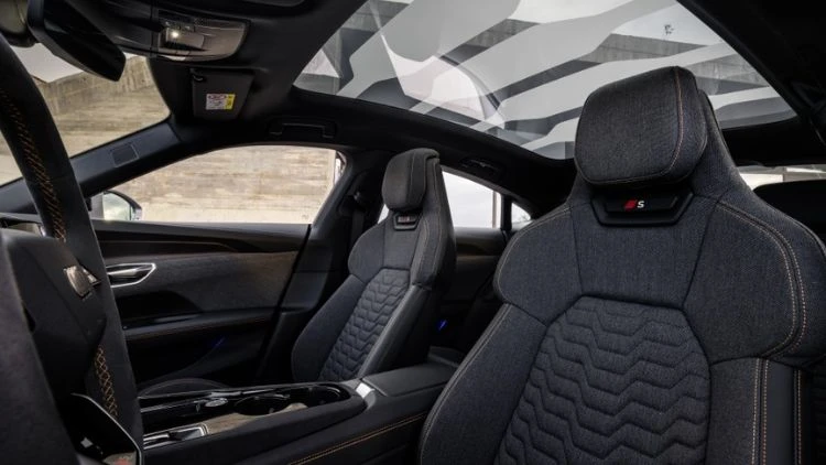 Audi e-tron GT quattro