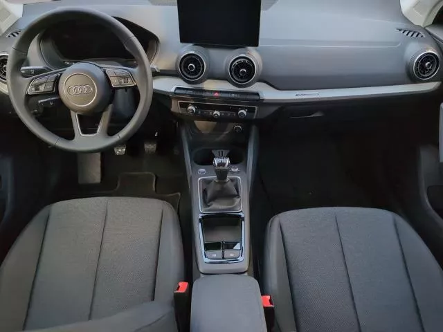 Audi Q2 Advanced 30 TFSI 85 kW (116 CV)
