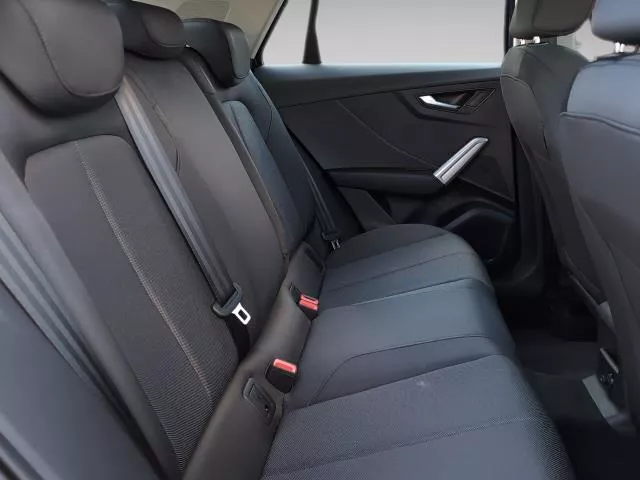 Audi Q2 Advanced 30 TFSI 85 kW (116 CV)