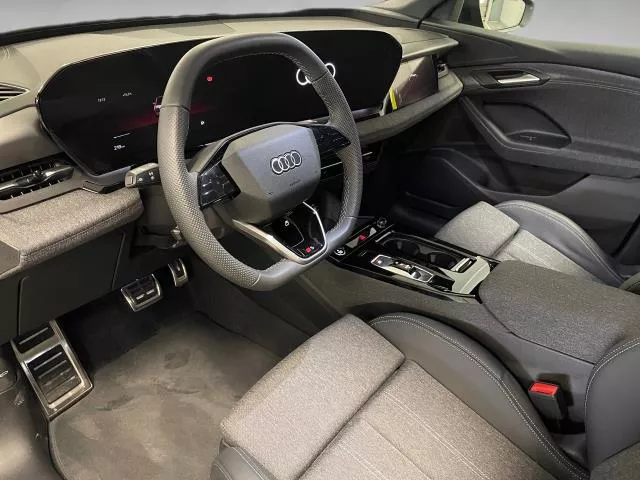 Audi Q6 e-tron S line Performance 240 kW (326 CV)