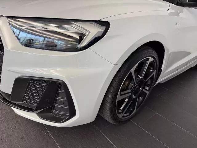 Audi A1 Sportback Adrenalin Black edition 30 TFSI 85 kW (116 CV) S tronic