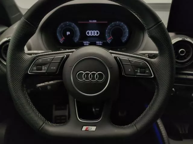 Audi Q2 Adrenalin Black Edition 35 TFSI 110 kW (150 CV) S tronic