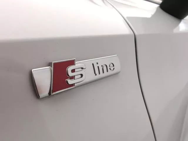 Audi A3 Sedan S line 35 TFSI 110 kW (150 CV) S tronic
