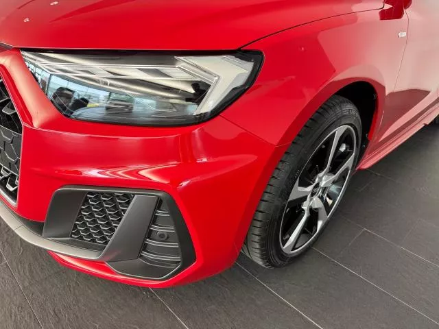 Audi A1 Sportback Adrenalin Black edition 30 TFSI 85 kW (116 CV) S tronic