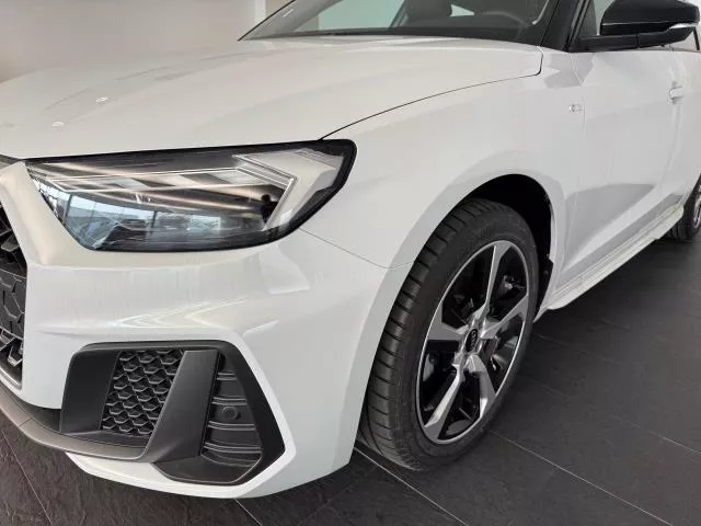 Audi A1 Sportback Adrenalin Black edition 30 TFSI 85 kW (116 CV)