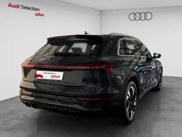 Audi Q8 e-tron S line 55 quattro 300 kW (408 CV)
