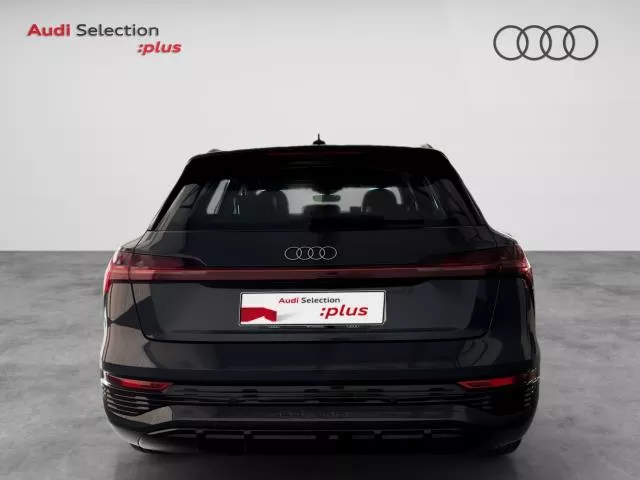 Audi Q8 e-tron S line 55 quattro 300 kW (408 CV)