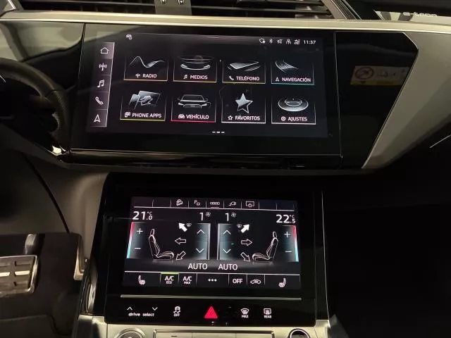Audi Q8 e-tron S line 55 quattro 300 kW (408 CV)
