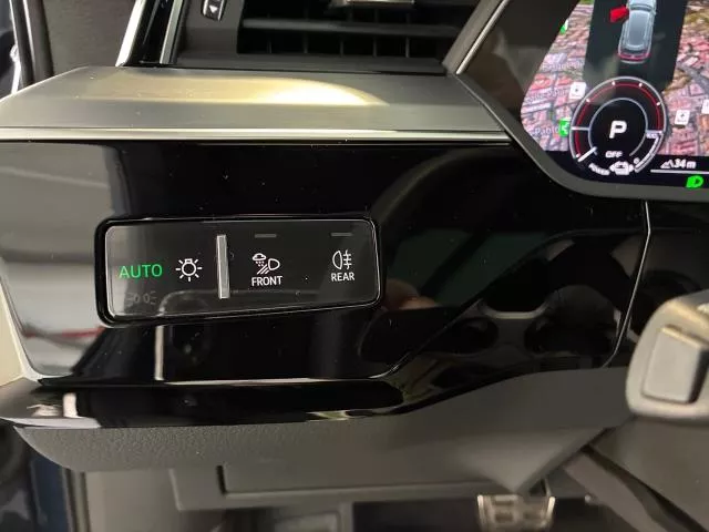 Audi Q8 e-tron S line 55 quattro 300 kW (408 CV)