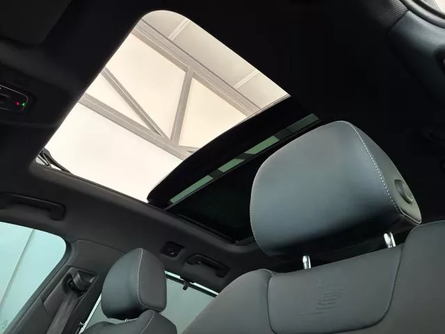 Audi Q8 e-tron S line 55 quattro 300 kW (408 CV)