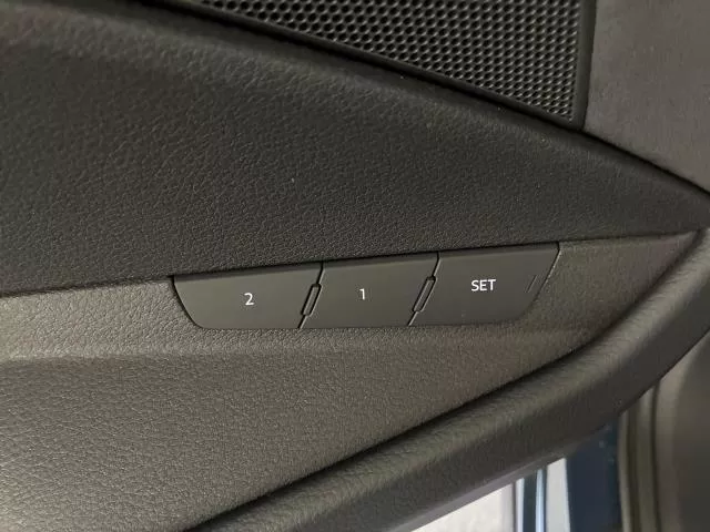 Audi Q8 e-tron S line 55 quattro 300 kW (408 CV)